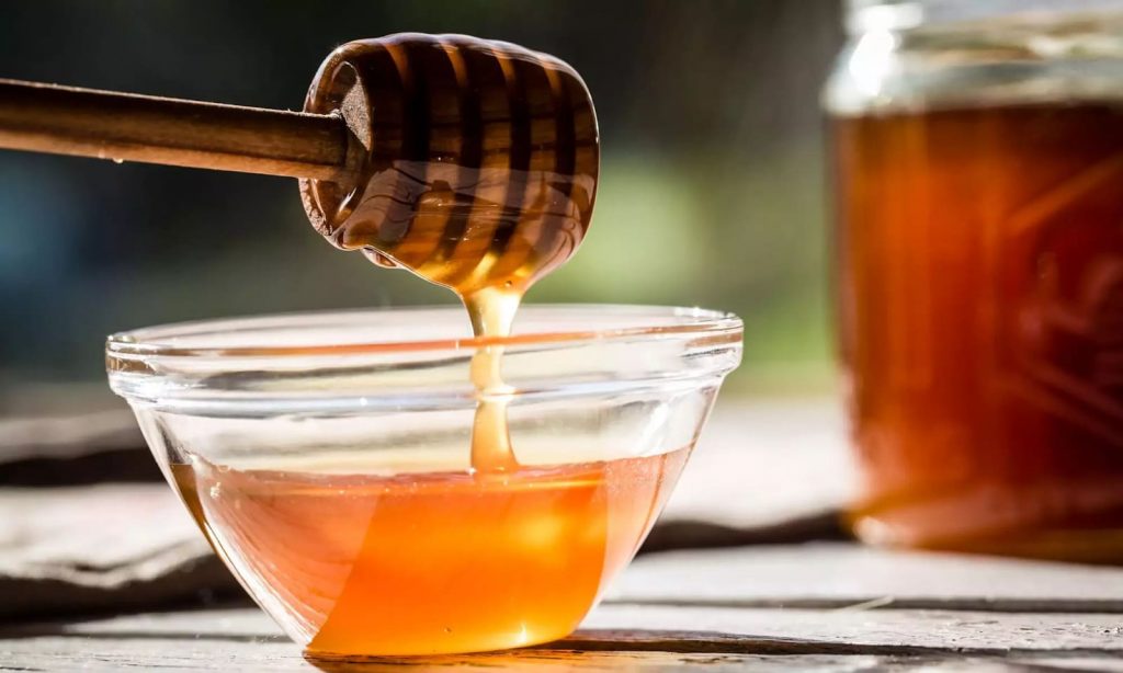 calories in one teaspoon honey